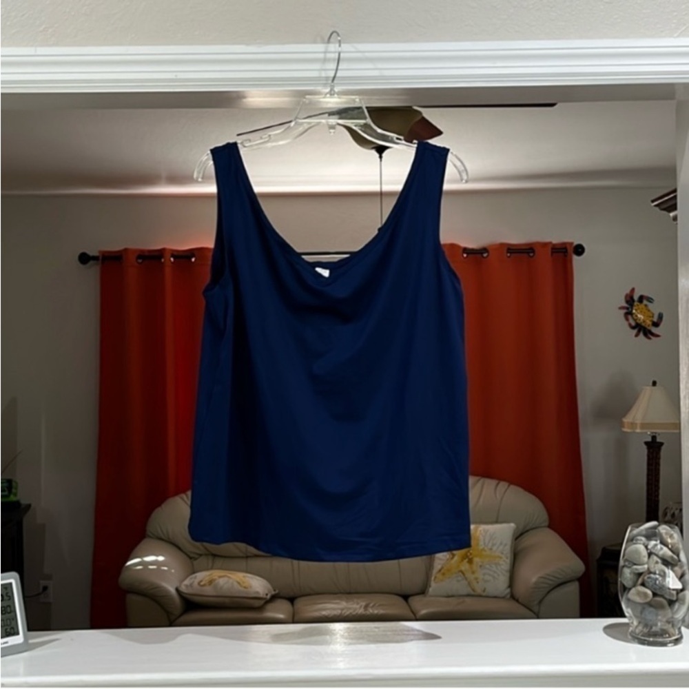 NWT Avenue Women’s Plus Size 2 Necks In One Tank Size 22/24